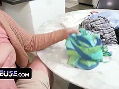 Arab, Stor stjärt, Avsugning, Brunett, Hd, Mogen, Milf, Monster