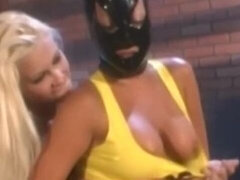 Store bryster, Lækker, Fetish, Give finger, Latex, Lesbisk, Slikning, Fisse