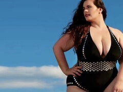 Χοντρή γυναίκα, Παραλία, Μεγάλος κώλος, Μπικίνι, Μαλλιαρός, Δημόσιο