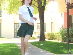 Dubbelpenetrering, Extrem, Gapande, Gym, Underkläder, Orgasm, Skolflicka, Upskirt