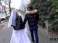 Belleza, Mamada, Acercamiento, Húngaro, Pov, Chupando, Tatuaje, Tetas