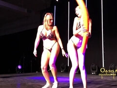 Blondine, Brunette, Klub, Fetish, Hd, Offentlig, Realitet, Bryster