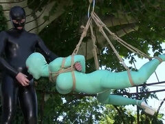 Bondage discipline sadomasochisme, Grote mammen, Bruinharig, Hd, Latex, Buiten, Geschoren, Speelgoed