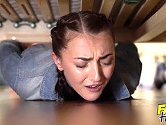 Kuřba, Vysokoškolačka, Sperma v puse, Na pejska, Hd, Orgasmus, Jezdectví, Kozičky