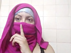 Real arab hijab muslim stepmom squirt and orgasm in pussy2