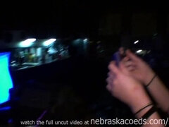 Universiteit, Ex vriendin, Eerste keer, Flashing, Vriendin, Onschuldig, Naakt, Openbaar