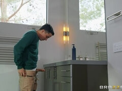 Μεγάλα βυζιά, Πίπα, Ζευγάρι, Τζήν, Μουνί, Κάλτσες, Τατουάζ, Τεράστιος