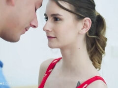 Bionda, Pompino, Da dietro, Vestito, Toccando, Baciando, Magra, Tatuaggi