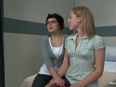 Sadomasoquismo, Culo grande, Amarrada, Atragantadas, Grupo, Hd, Lesbiana, Madres para coger