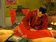 Aziatisch, Bruinharig, Oudere vrouw, Indisch, Aanwijzingen, Moeder die ik wil neuken, Moeder