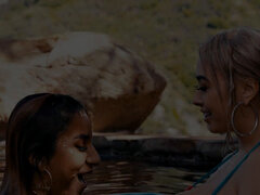 Blonde tribbing her GF in the pool