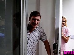 Velké kozy, Blondýna, Kuřba, Prsatá, Čtveřice, Hd, Letuška, Teenka