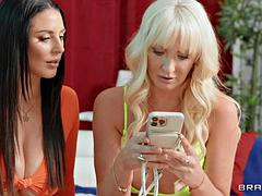 Grosser schwanz, Grosse titten, Blondine, Blasen, Braunhaarige, Hd, Interrassisch, Lecken
