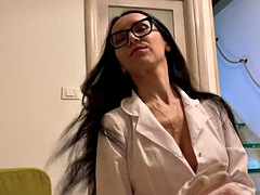 Hansker, Hardcore, Sykepleier