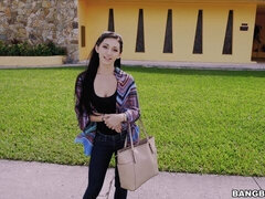 Ερασιτέχνης, Μεγάλος πούτσος, Μελαχροινή, Αυτοκίνητο, Σε στάση σκύλου στα τέσσερα, Κοκκαλιάρης, Έφηβος, Βυζιά