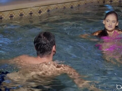 Perse, Suihinotto, Ruskeahiuksinen, Takaapäin, Eurooppalainen, Unkarilainen, Tissit, Märkä