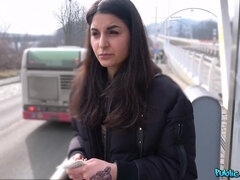 Amatööri, Suihinotto, Takaapäin, Käsihoito, Ulkona, Näkökulma pov, Julkinen, Pillu