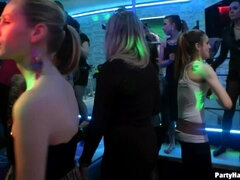 큰 음경, 흑인, 댄싱, 음경, 핸드잡, 랑제리, 흥청망청 놀기, 스타킹