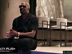 큰 음경, 흑인, 흑갈색 머리, 에보니, 유연한, 다른 인종간의, 파티, 빨아들이는