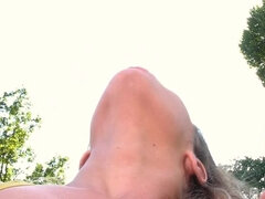 Brunette, Lesbisk, Onani, Utendørs, Piercingen, Sateng, Tattovering, Trekant