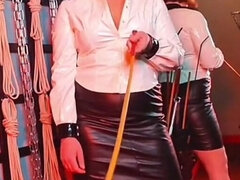 Brittiläinen, Puuma, Alistaminen, Nais alistaja, Fetissi, Nöyryytys, Punapää, Soolo