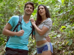 Stor stjärt, Stora tuttar, Brunett, Bil, Doggystyle, Utomhus, Mager, Tonåring