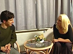 Tussi, Blasen, Braunhaarige, Europäisch, Füsse, Fetisch, Deutsch, Hardcore