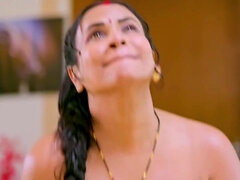 Gorgeous Indian MILF unbelievable sex movie