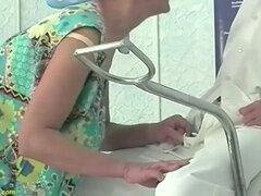 Enthousiasteling, Sperma shot, Arts, Eerste keer, Duits, Harig, Rijpe lesbienne, Realiteit