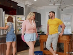 Tette grandi, Bionda, Tettona, Hd, Mamma che vorrei scoparmi, Mamma, Realtà, Moglie
