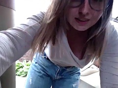 Busty milf teasing in outdoors on cam