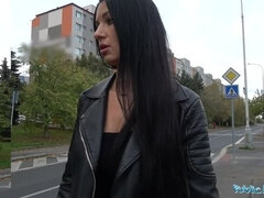 Grosser schwanz, Geile alte tussi, Schwanz, Milf, Mutti, Im freien, Pov, Öffentlich