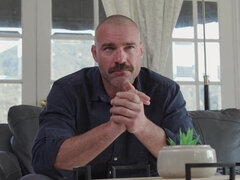 Tussi, Betrug, Kehlenfick, Aufs gesicht abspritzen, Fingern, Hardcore, Pornostars, Rasiert