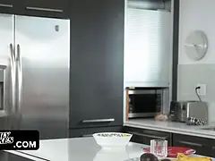 Rit, Velik kurac, Fafanje, Hd, Pošast, Kričal, Mačeha, Najstnice