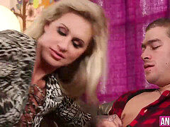 Anale, Grande cazzo, Pompino, Facciale, Mamma che vorrei scoparmi