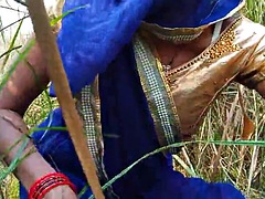 Village Outdoor Sex In Khet - Big Natural Tits Hindi Show