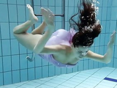 Aneta love bubbles & purple dress in the pool