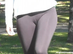 Wow another public cameltoe for the hall of fame lush bum