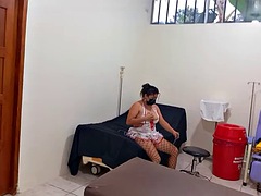 Latin American porn without shame!! the patient wants to leave the rehabilitation center and dances in front of the doctor
