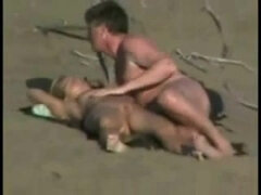 Bare Amateurs pounding outdoors on the Beach