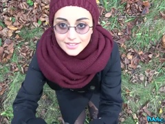 Afghan beauty gives forest blowjob