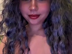 Cute TikTok slut Vanilla Faith