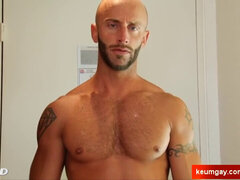 Straight guy, get wanked, gay bald
