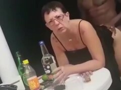 Anal, Belle grosse femme bgf, Européenne, Mamie, Mature, Mère que j'aimerais baiser, Maman, Public