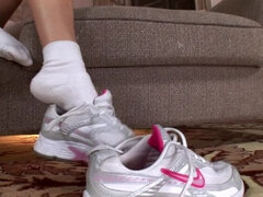 Fétis, Lábfej fétis, Magyar, Maszti, Meztelen, Pirszing, Zoknik, Begyek