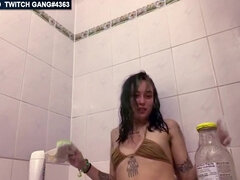 Homemade solo and sex with tattooed amateur brunette skunk in bathtub