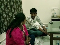 Indian hot milf Kamwali bhabhi getting fucked by young manager! Hindi XXX sex