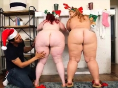 A couple of Huge Bum BBWS Surprise Fake Santa Claus