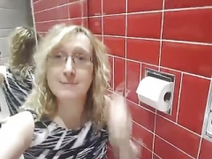 Lisa's Toilet Upskirt film