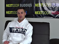 Amateur athlete jerks off cock at solo casting, 4 cum after interview